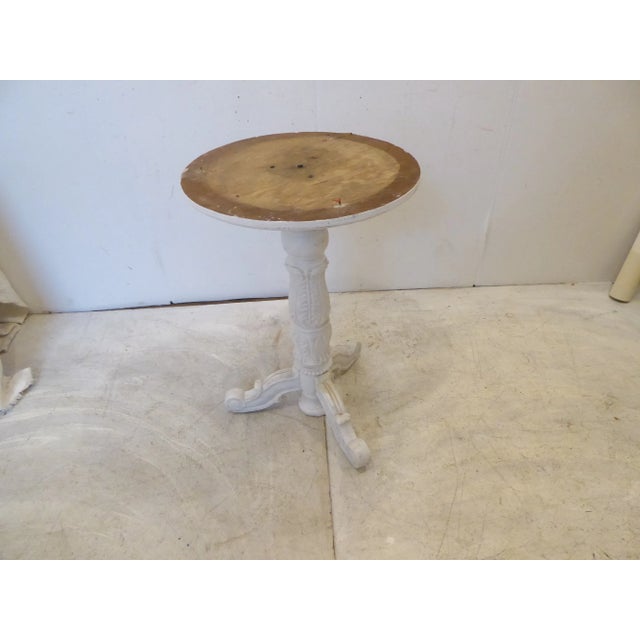 English Vintage Anglo-Indian Carved Marble Pedestal Table For Sale - Image 3 of 5