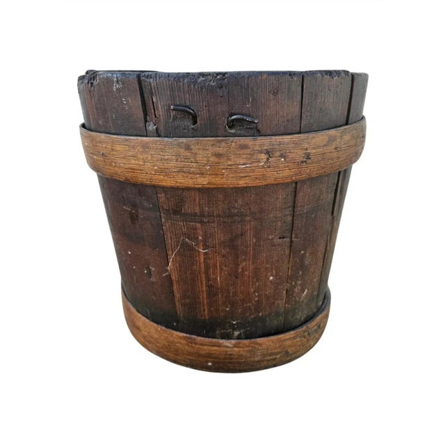 Mid 18th Century 18th Century Elm Primitivist Kindling or Fire Bucket For Sale - Image 5 of 6