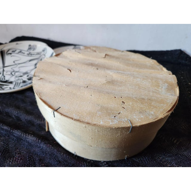 French Fondue Plates from Gien, 1970s, Set of 9 For Sale - Image 10 of 11