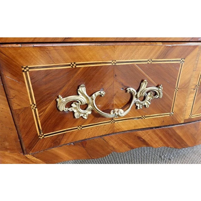 Louis XIV Tomb Chest of Drawers in Regional Wood Marquetry For Sale - Image 10 of 18