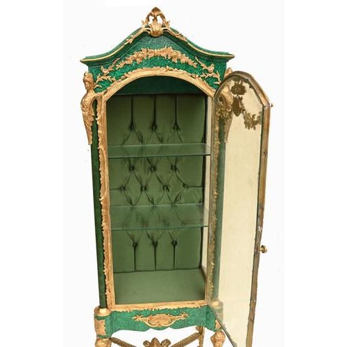 Louis XVI French Malachite Display Cabinets, Set of 2 For Sale - Image 4 of 13
