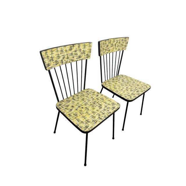 1960s Mid-Century Child’s Dinette Set With Yellow Crosshatch Laminate For Sale - Image 15 of 18