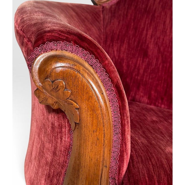 Antique Victorian Carved Walnut Triple Back Cranberry Velvet Settee For Sale - Image 10 of 18