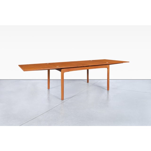 DUX 1960s Mid-Century Expanding Teak Dining Table by Folke Ohlsson for Dux For Sale - Image 4 of 12