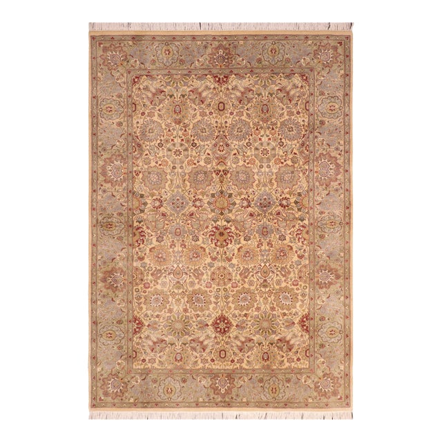 Shabby Chic 1990's Pak-Persian Beige/Taupe Wool Rug - 6'0'' X 8'10'' For Sale