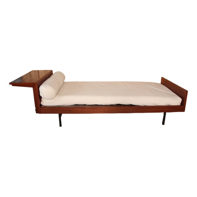 LC5 Bed by ARP for Minvielle, 1950s For Sale