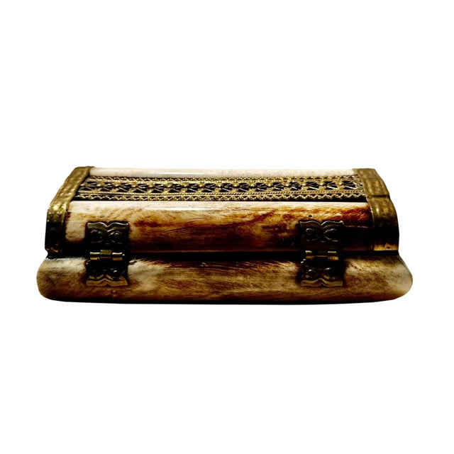 1900s Indian Bone and Pierced Brass Box For Sale - Image 4 of 5