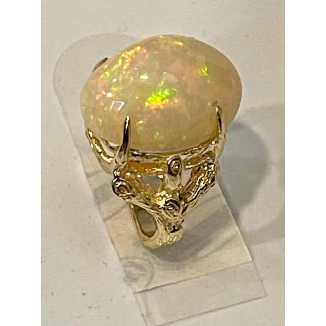 10 Carat Oval Shape Ethiopian Opal Cocktail Ring 14 Karat Yellow Gold For Sale In New York - Image 6 of 18