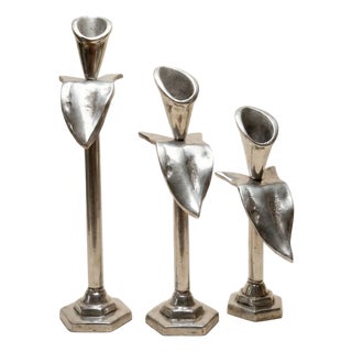 Vintage Graduated Pewter Calla Lily Candleholders – Set of 3 For Sale