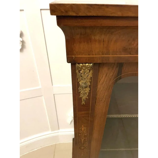 Antique Victorian Figured Inlaid Walnut and Satinwood Display Cabinet, 1860s For Sale - Image 3 of 11