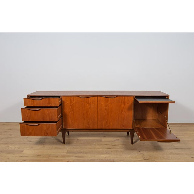 Mid-Century Modern Teak Sideboard by Tom Robertson for McIntosh, United Knigdom, 1960s For Sale - Image 11 of 18