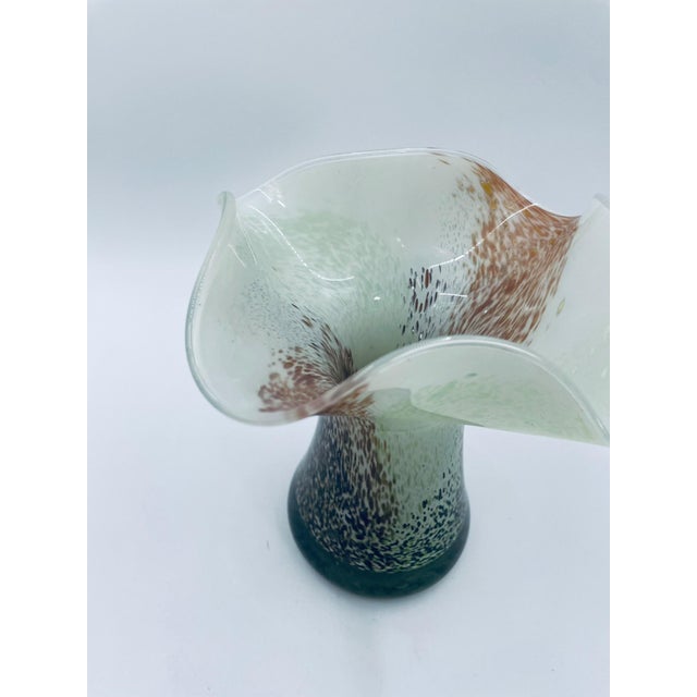 Vintage Art Glass Vase, 1975 For Sale - Image 6 of 9