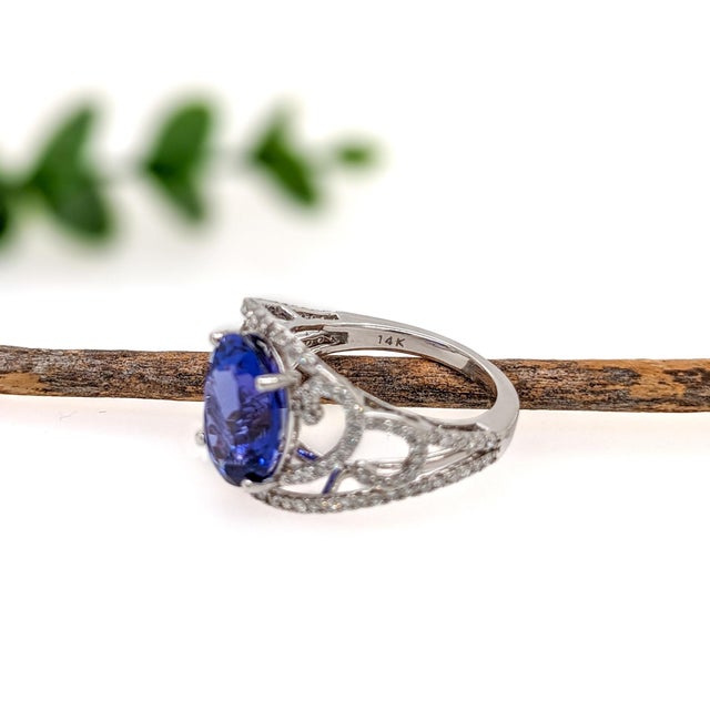 2020s Statement 5.4Ct Tanzanite Ring With Natural Diamonds: Solid 14k Gold, 12x10mm, Size 6.75 For Sale - Image 5 of 6