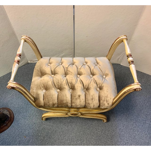 Hollywood Regency Vintage Hollywood Regency Carved Curule X Bench For Sale - Image 3 of 9