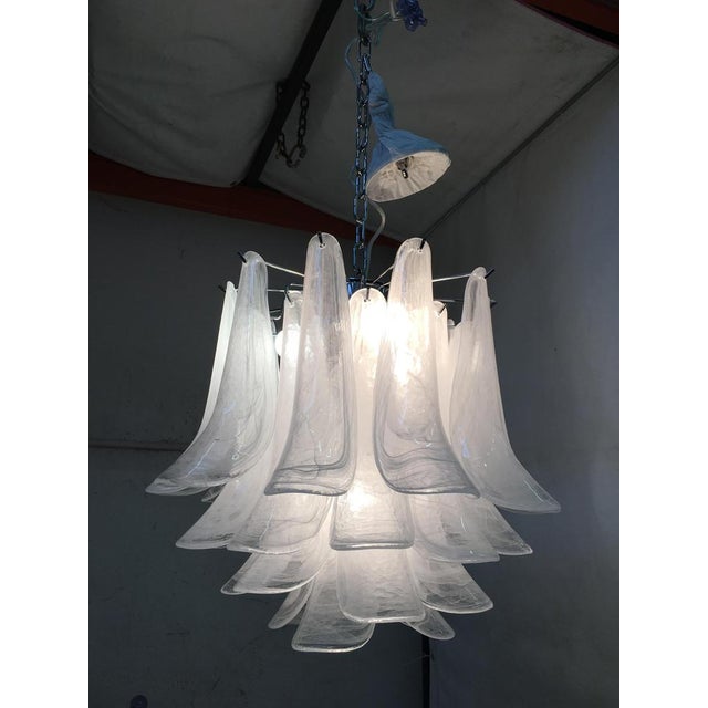 Murano Style Glass Sella Alabastro Color Chandelier from Simoeng For Sale - Image 11 of 14