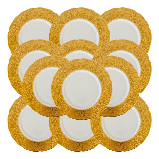 1930 Gold-Encrusted Czechoslovakian Dinner Plates by Rudolf Kämpf - Set of 12 For Sale
