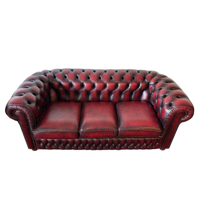 Maroon Chesterfield Sofa in Leather For Sale - Image 8 of 12