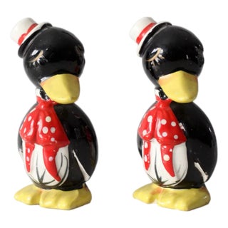 Mid-Century Penguin Salt & Pepper Shakers Set For Sale