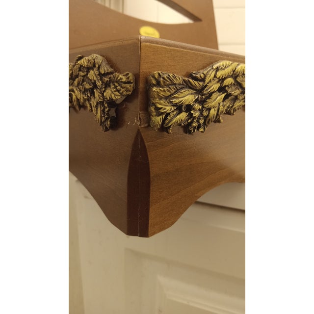 Traditional Country Rustic Elegant Parlor Piece: Solid Wood Hinged Lid, Gold Tone, Scalloped Walnut Ornamental Facial Tissue Napkin Holder Hotel Decor For Sale - Image 10 of 17