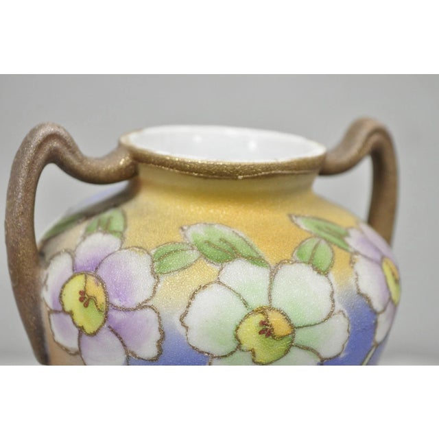 Nippon Sharkskin Decorated Royal Kinjo Japan Hand Painted Porcelain Handled Vase For Sale - Image 11 of 17