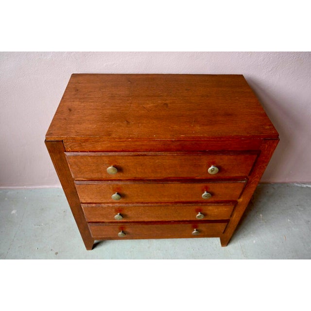 Chest of Drawers in Oak For Sale - Image 12 of 18