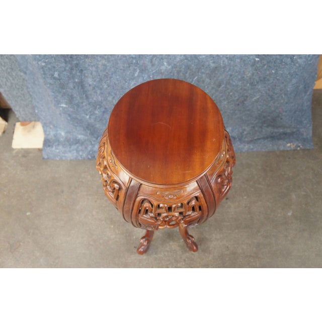 Mid 20th Century Round Chinoiserie Carved Mahogany Plant Stand Sculpture Pedestal For Sale - Image 4 of 11