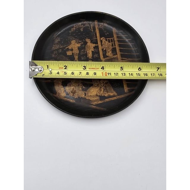 Chinese Antique Chinese 19th Century Black Lacquer Ware Small Plate Gilt Decoration For Sale - Image 3 of 3