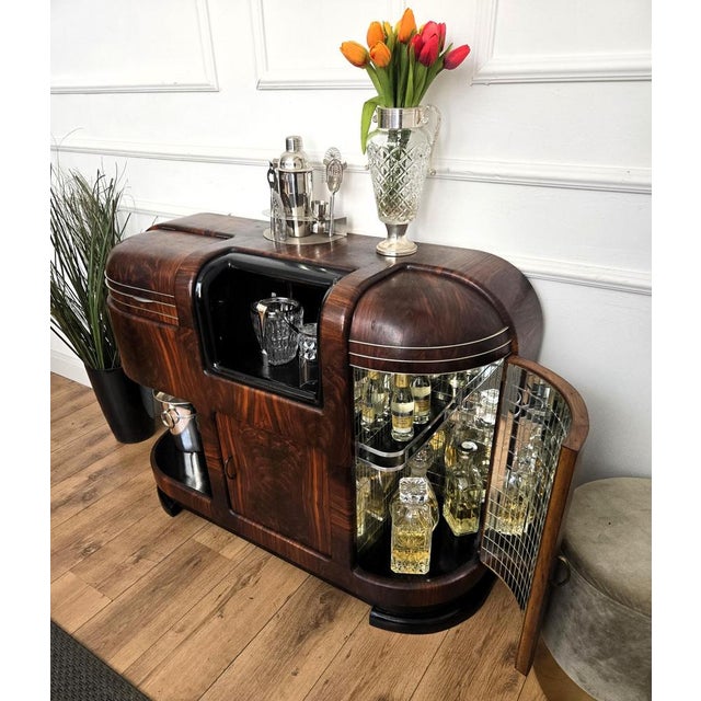 Paolo Buffa Italian Art Deco Walnut Burl and Mirror Mosaic Dry Bar Cabinet by Paolo Buffa, 1940s For Sale - Image 4 of 10