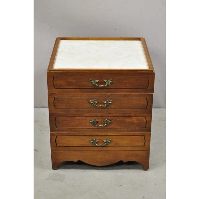 Vintage Mark Adam Co. Mid Century Modern Stacking Folding Snack Table - Set of 3 For Sale - Image 12 of 12