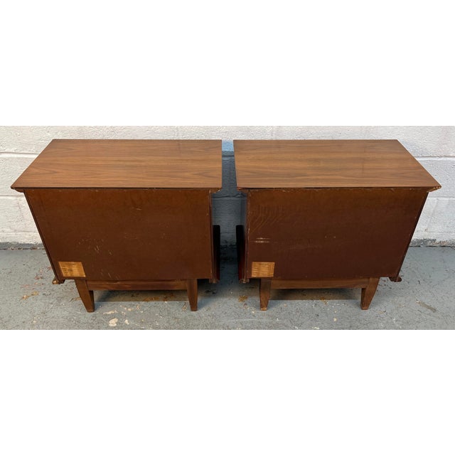 Wood Pair of Mid-Century Walnut Nightstands With Sculpted Drawer Pulls For Sale - Image 7 of 15