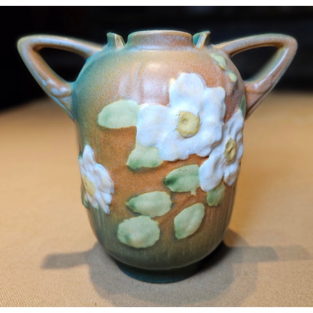 Roseville Pottery 1940s Roseville Pottery White Rose Vase For Sale - Image 4 of 9
