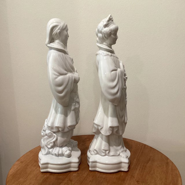 Vintage pare Chinese Emperor Empress Asian figure couple statues 16 “. 1979