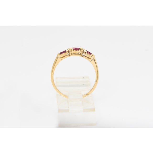 Vintage Three Stone Marquise Ruby 14k Yellow Gold Band Ring Size 8.5 For Sale In Miami - Image 6 of 8