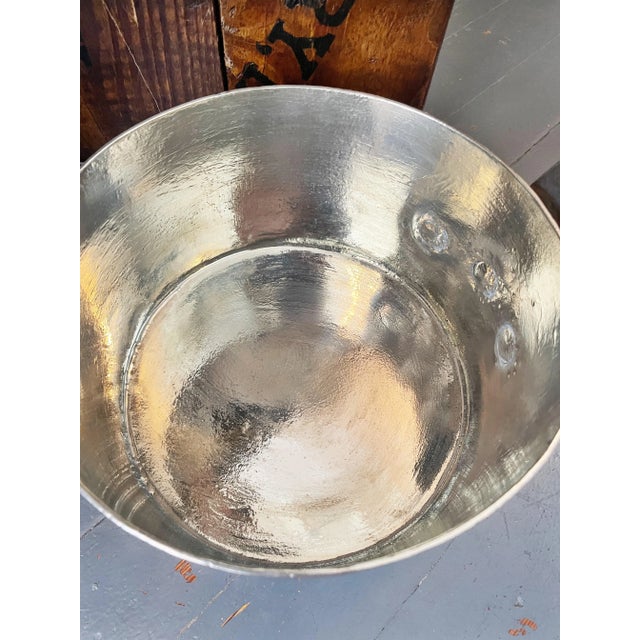 Metal Early 20th Century English Copper Pot From the Gildredge Hotel by Moresi and Lucca For Sale - Image 7 of 7