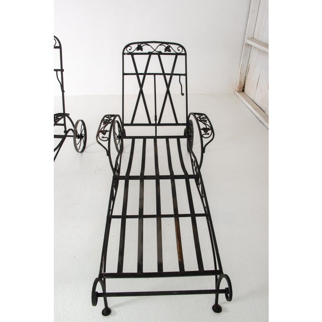 Pair of 1940s Attributed Salterini Mt Vernon Wrought Iron Chaise Lounges For Sale - Image 13 of 13