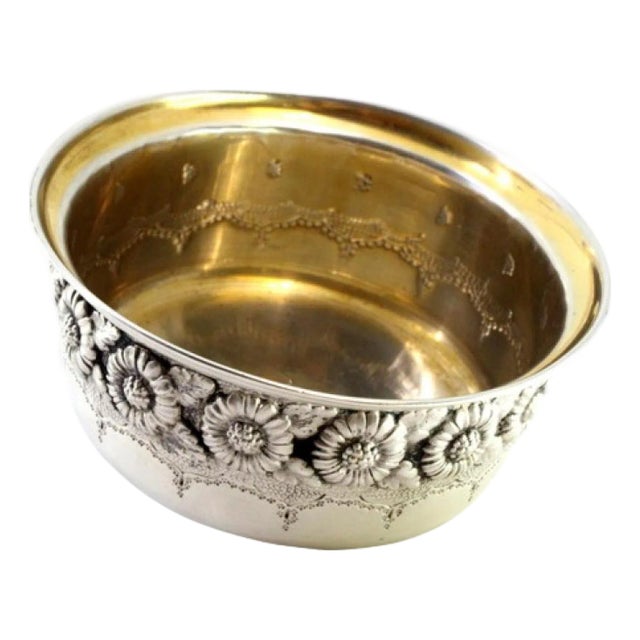 Silver Washbasin with Revealed Floral Engravings For Sale