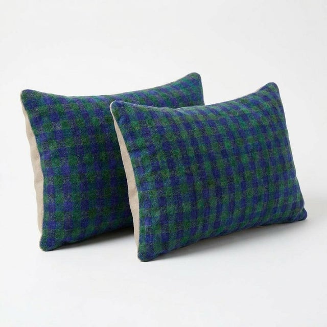 Mid-Century Modern Heritage Wool Lumbar Rug Pillow Cover 16'' X 24'' - Set of Two For Sale - Image 3 of 4