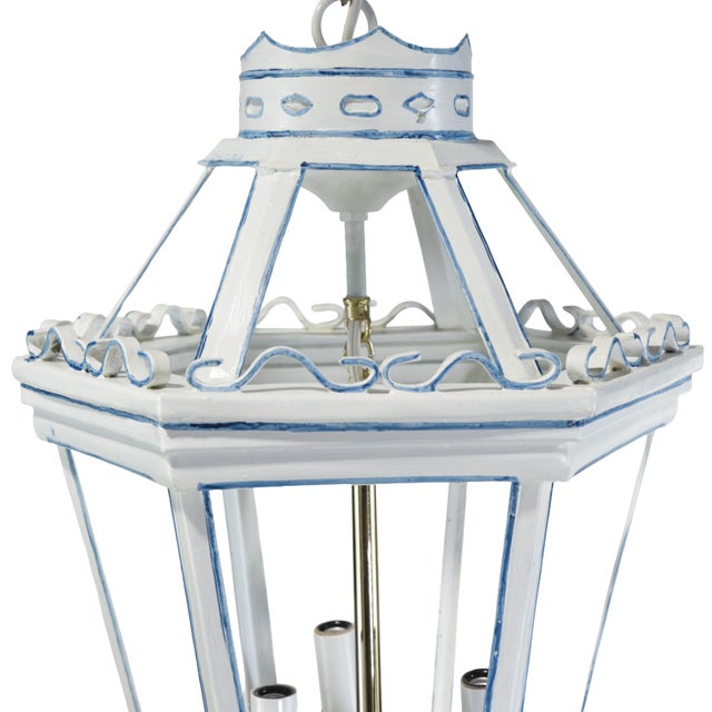 A Vintage-Style Venetian Chandelier in White and Blue Tones, Featuring Three Lamps. For Sale - Image 11 of 12