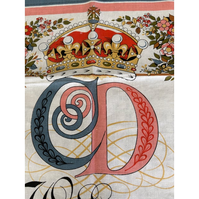English Charles and Diana Royal Wedding Commemorative Linen Tea Towel Banner 1981 Made in Britain by Vista Company For Sale - Image 3 of 6