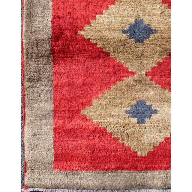 Midcentury Turkish Tulu rug with diamond design in bright red and tan colors, rug en-140847, country of origin / type:...