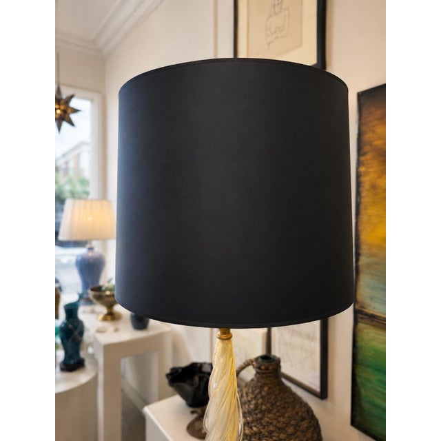Pair Archimede Seguso for Marbro Lamp Co. Opalescent Twisted Murano Glass Table Lamps 1960s For Sale In Chicago - Image 6 of 7