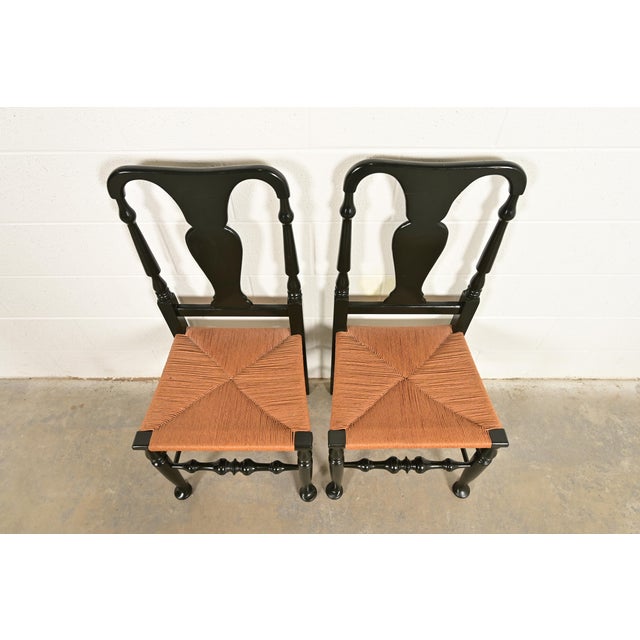 Late 20th Century Eldred Wheeler Queen Anne Black Lacquered Side Chairs or Dining Chairs With Rush Seats, Pair For Sale - Image 5 of 13