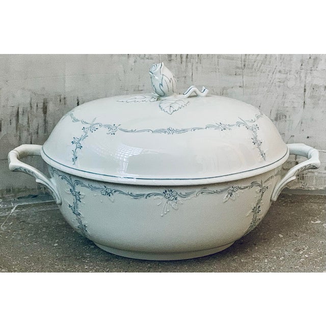 Vintage German Kaiser Rokokoform Dubarry ‘Midinette’ Porcelain Tureen in White With Blue Flowers, Embossed Scrolls & Rosebud Finial Handle on Lid For Sale - Image 12 of 12