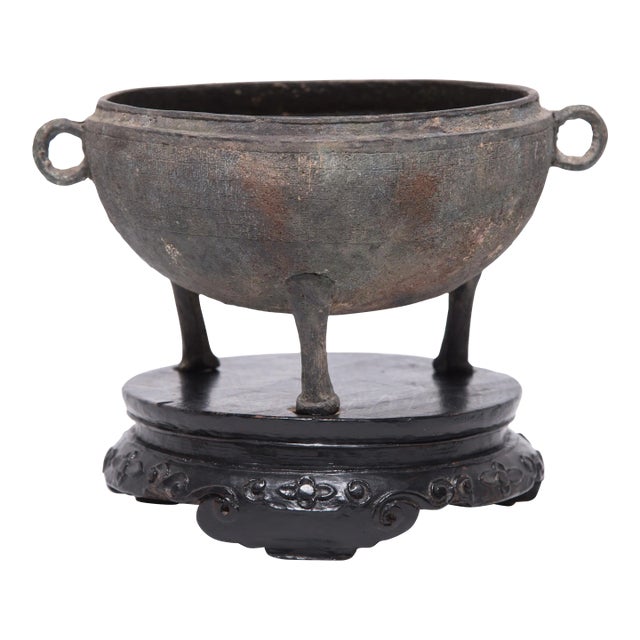 Mid 18th Century Bronze Vessel With Tripod Feet For Sale