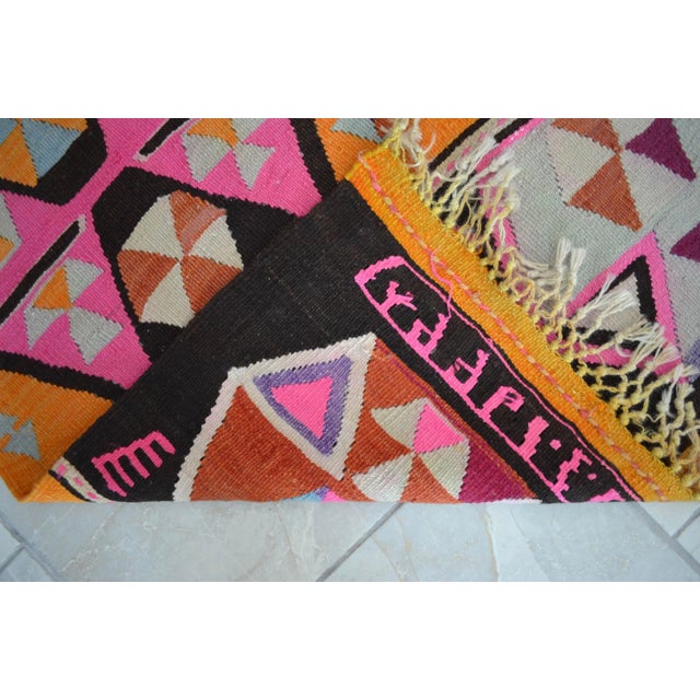 1960s Vintage Handmade Turkish Kilim Rug Hot Pink - 5′10″ X 8′2″ For Sale - Image 10 of 11