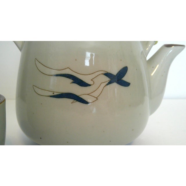 Vintage Otagiri Seagull Blue Teapot W / 1 Cup Late 20th Century For Sale - Image 4 of 6
