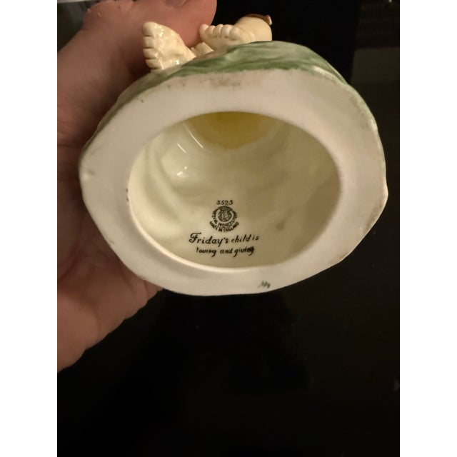 Art Deco 1930s Royal Worcester Figurine Friday's Child Is Loving and Giving 6in For Sale - Image 3 of 8