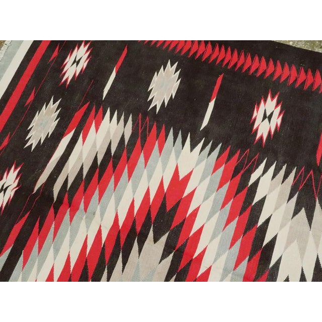Galerie Shabab Collection Mid-20th Century Indian Flatweave Dhurrie Carpet For Sale - Image 4 of 7