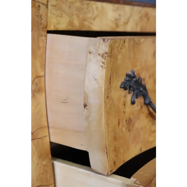 Italian Olive Wood Bombe Commode For Sale In Philadelphia - Image 6 of 12