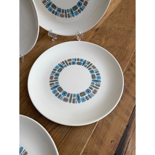 Mid-Century Modern Mid-Century Modern Atomic Canonsburg Temporama Dinner Plates - Set of 5 For Sale - Image 3 of 12